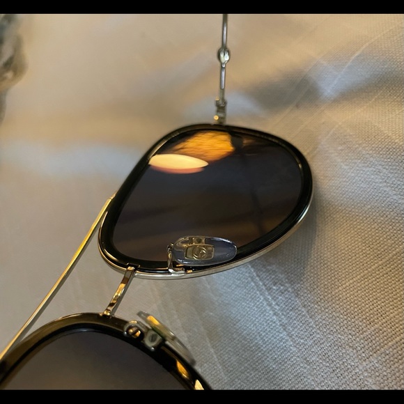 Gucci sunglasses pilot shape! - Picture 9 of 10